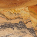 oben: Sande des Quartär (eiszeitliches Klima)
unten: Sande des Jüngsten Tertiär (tropisches Klima) Alzenau Verwerfung